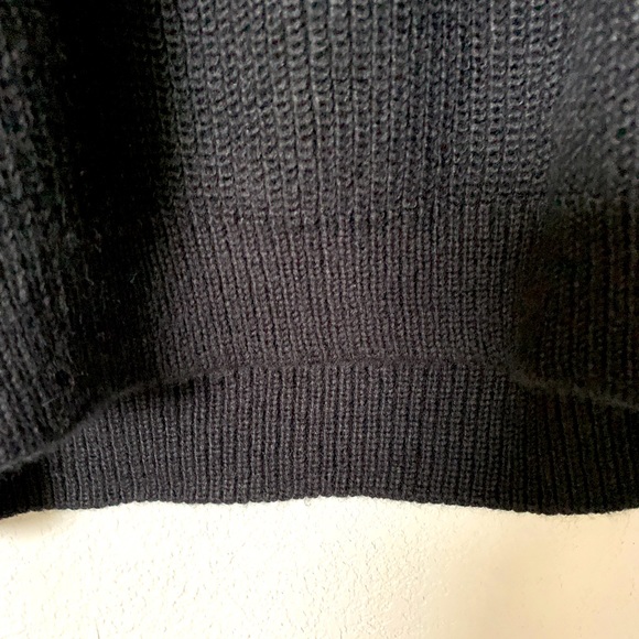 (V84) Venus Women’s Black Cold Shoulder Sweater Medium Long Sleeve Button Detail - Picture 6 of 10